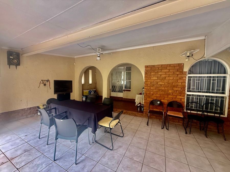 4 Bedroom Property for Sale in Schoemansville North West